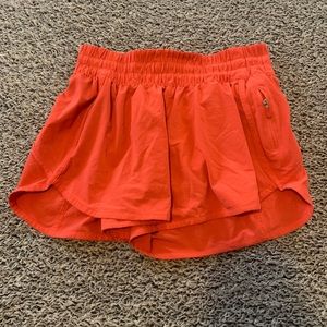 Orange lululemon sz 6 shorts